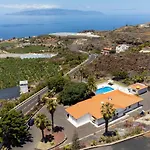 Villa Flores *