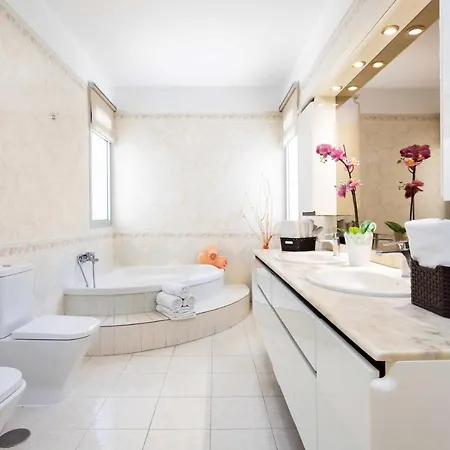 Flores וילה אקנטילדו דה לוס גיגנטס