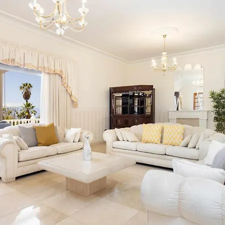 Flores אקנטילדו דה לוס גיגנטס